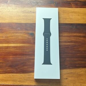 Apple Watch 40mm black sport band s/m